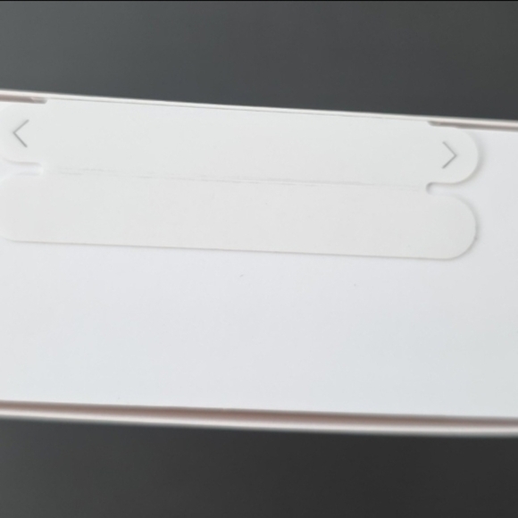 Oura Ring 4 - Picture 3 of 3